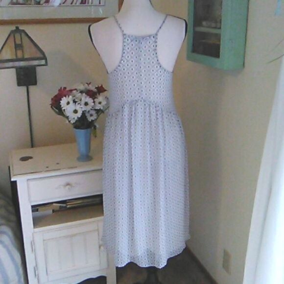 Olivaceous Sundress - Picture 6 of 11